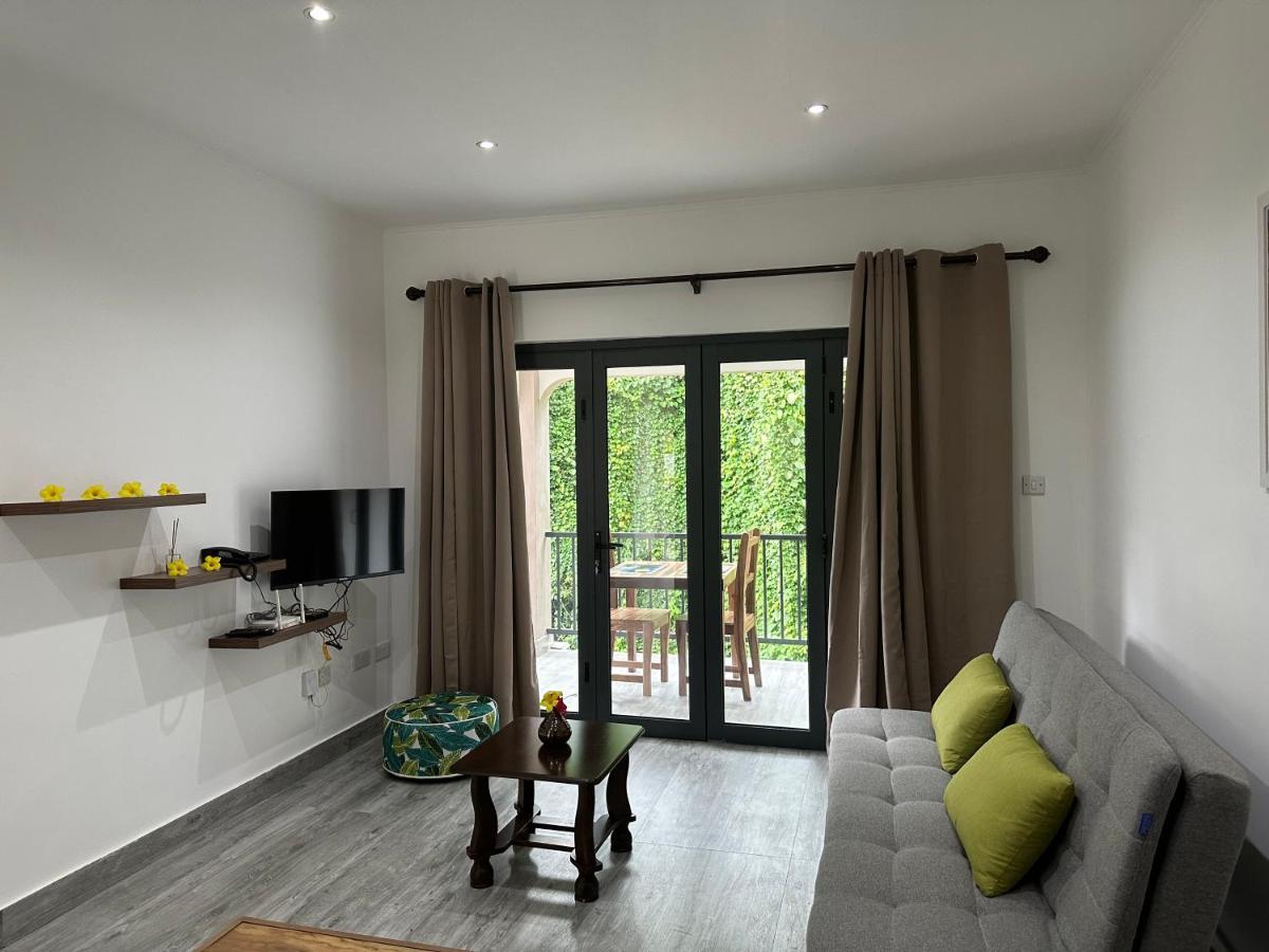 Jasmine Stay Self-Catering Apartments Victoria Luaran gambar